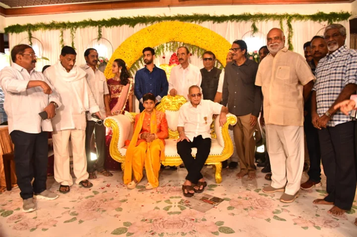 Superstar Krishna,   Abhinava Krishna, K. Raghavendra Rao, Ashwaneedath
