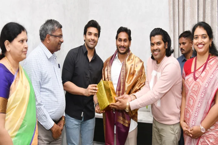 Sirivennela family with jagan