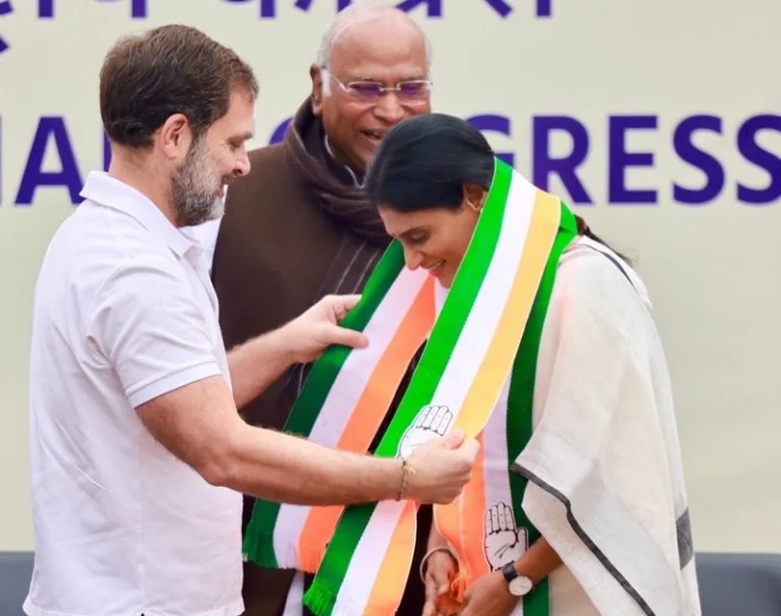 Rahul Gandhi, YS Sharmila
