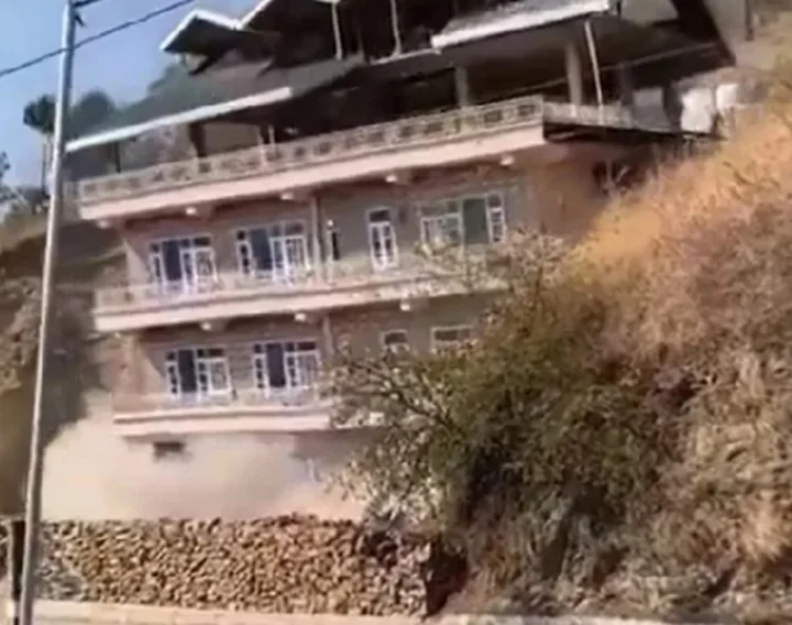 five stored building