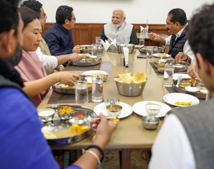 modi lunch