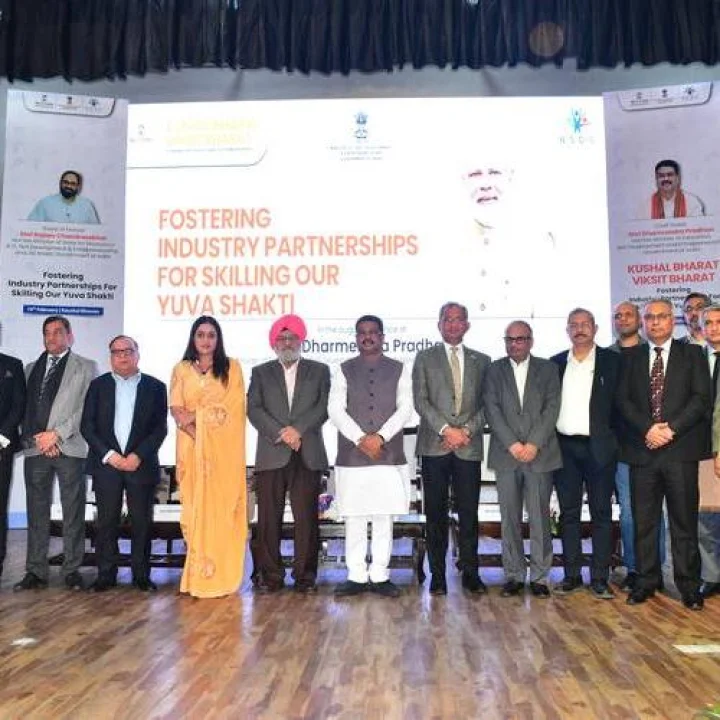 ప్రపంచ డిమాండ్‌ను తీర్చనున్న భారతదేశంలోని శ్రామిక శక్తి: కేంద్ర మంత్రి ధర్మేంద్ర ప్రధాన్