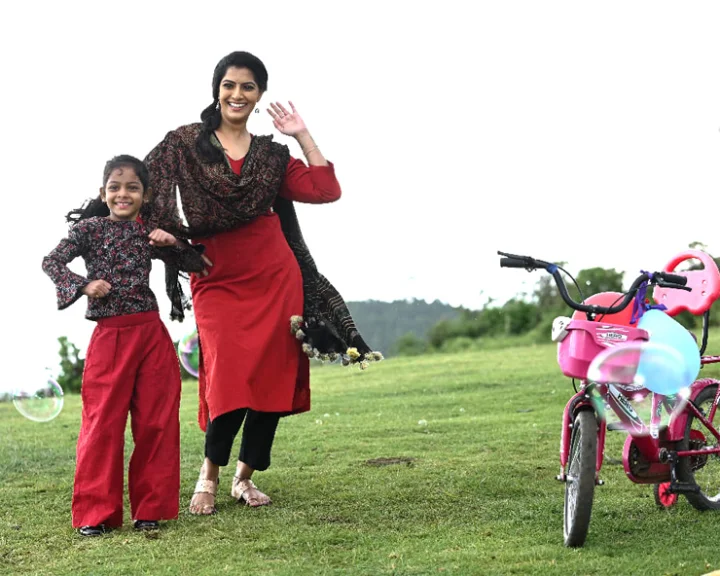 Varalakshmi Sarath Kumar, Baby Nivek