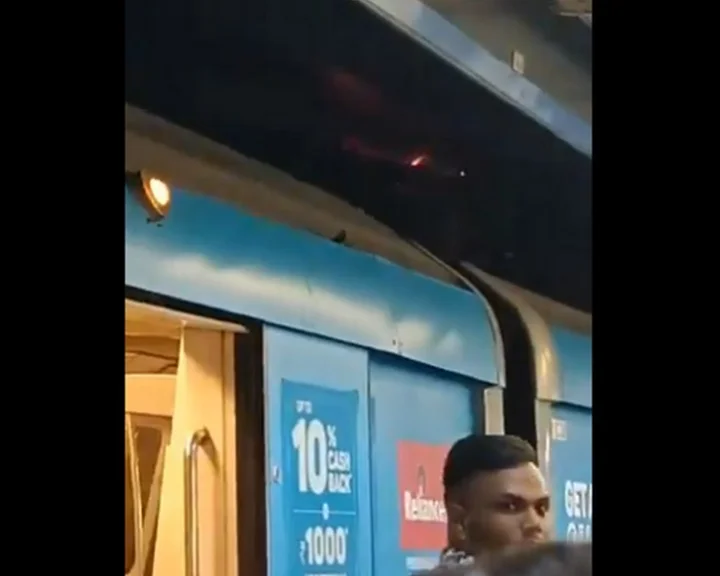 metro rail roof fire