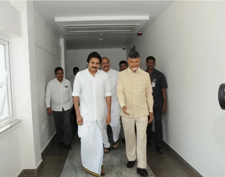 Pawan Kalyan- Chandrababu