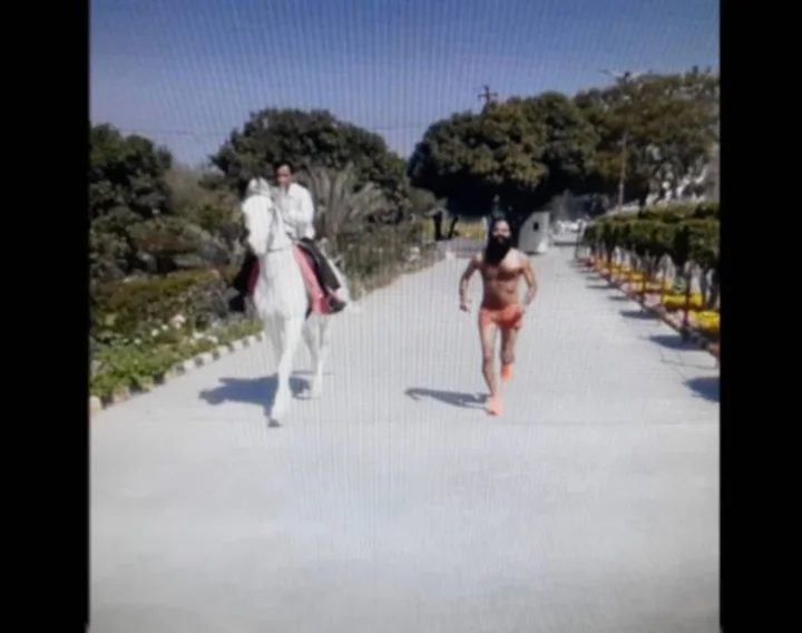 Baba Ramdev run with horse