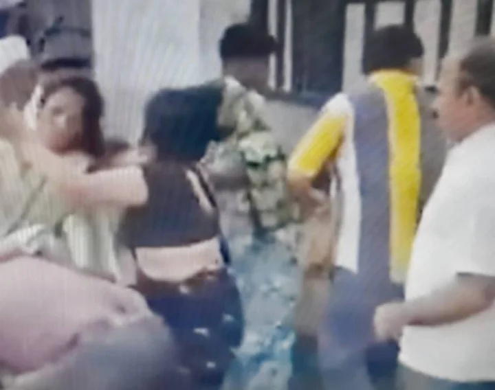 Fight in front of Nasik court