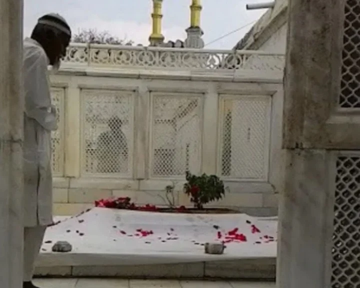 Aurangzeb's Tomb
