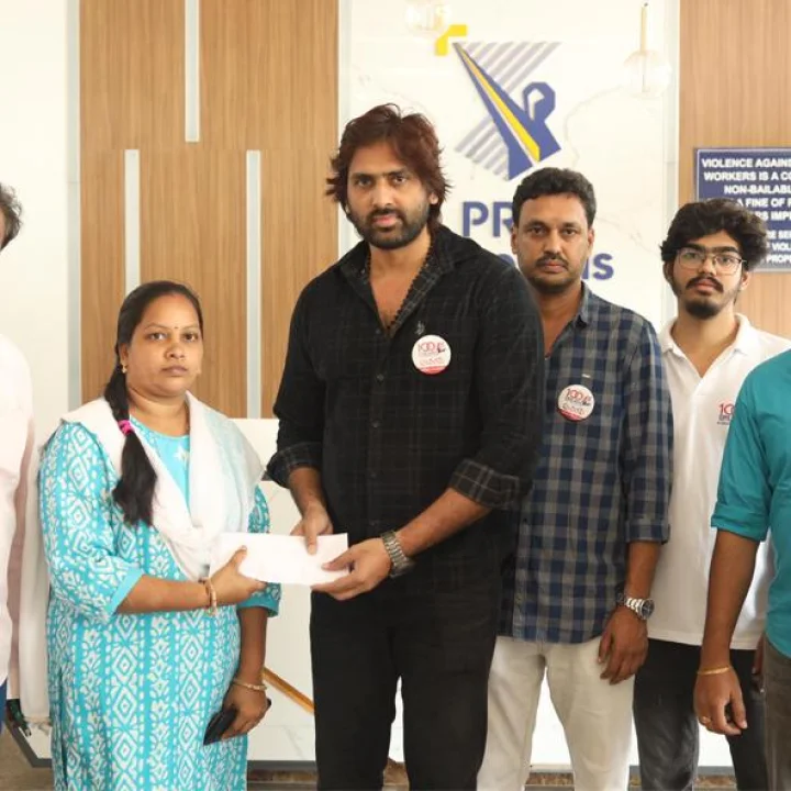 Krishna Manineni donates Rs 2 lakh to Sravanthi