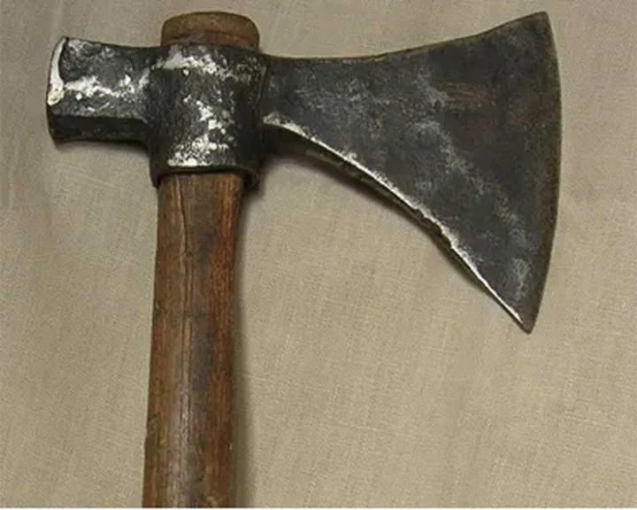 axe symbol