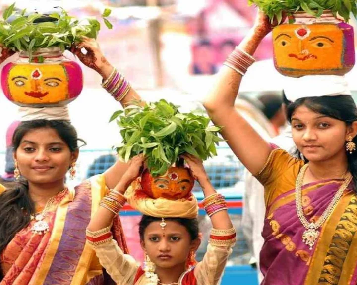 ఘనంగా బోనాల ఉత్సవాలు.. రూ.20 కోట్లు కేటాయించిన ప్రభుత్వం