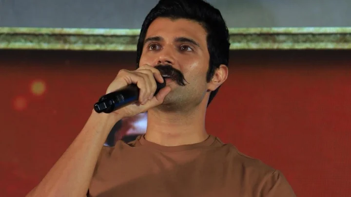 సంగీత దర్శకుడు అనిరుధ్‌ను కిడ్నాప్ చేస్తానంటున్న విజయ్ దేవరకొండ