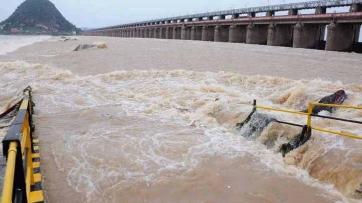 prakasam barrage flood