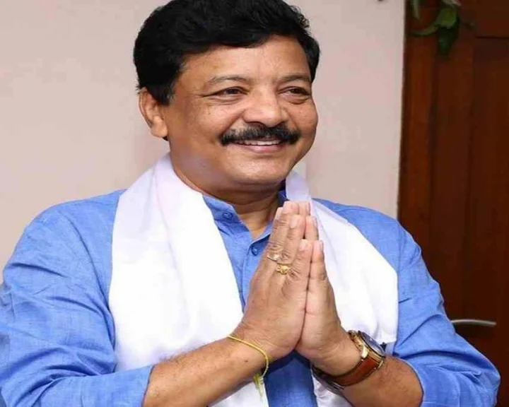 మీ కుటుంబ సభ్యులకు ప్రాణహాని తప్పదంటూ నలుగురు ఏపీ మంత్రులకు బెదిరింపు లేఖలు