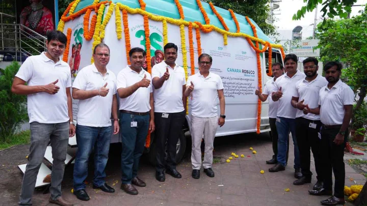 Nivesh Bus Yatra