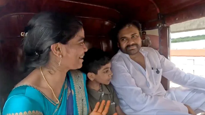pawan kalyan in Auto
