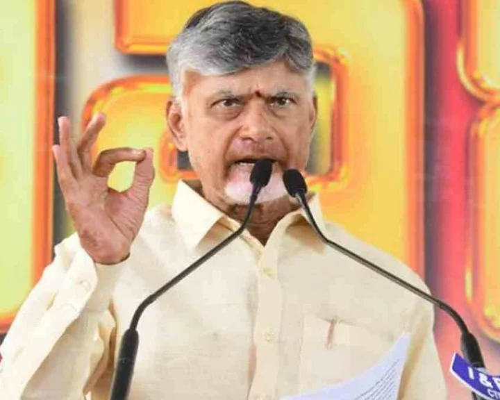 ఆటో డ్రైవర్లకు గుడ్ న్యూస్.. ఆటో డ్రైవర్ల కోసం ఉబర్ తరహా యాప్ తెస్తాం.. చంద్రబాబు