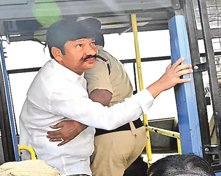 నకిలీ మద్యం కేసులో జోగి రమేష్‌కు రిమాండ్ పొడగింపు