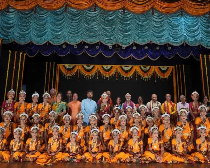 విజయార్పణం... నృత్య సమర్పణం