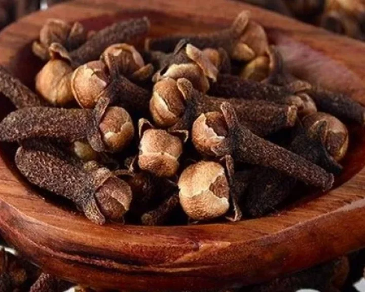 శీతాకాలంలో లవంగం దగ్గర పెట్టుకోండి, బాగా పనికొస్తుంది