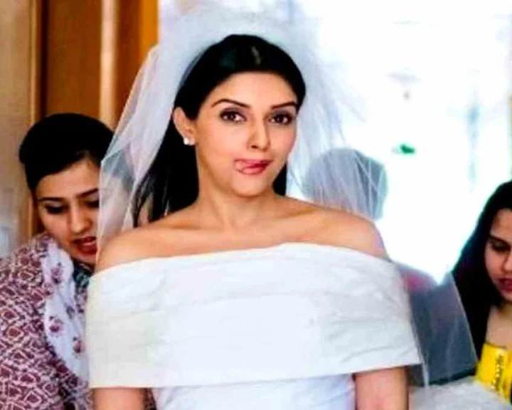 Asin: పదేళ్లు గడిచాయి.. అద్భుత భాగస్వామితో మా ప్రయాణం అదుర్స్.. అసిన్