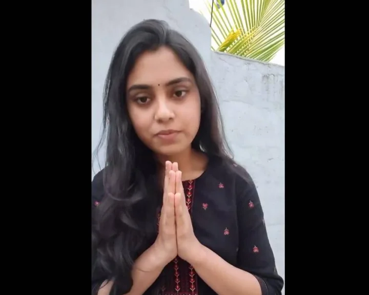 కుక్కకు తులాభారం, ప్లీజ్ మనోభావాలు దెబ్బతింటే క్షమించండి: నటి టీనా శ్రావ్య (video)