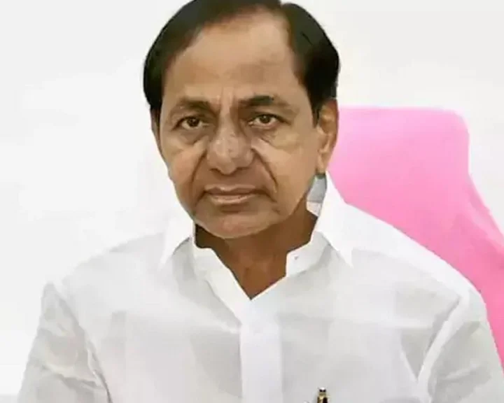 ఫోన్ ట్యాపింగ్ కేసు : సిట్ విచారణకు మాజీ సీఎం కేసీఆర్