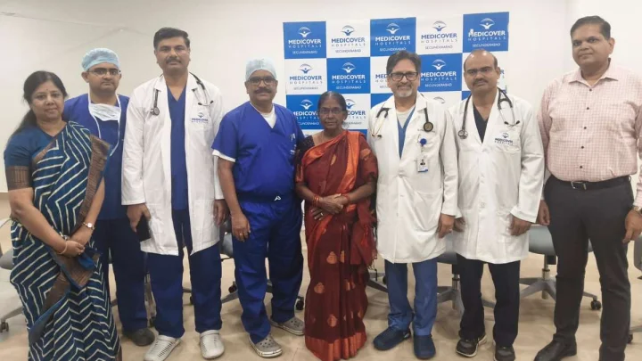 Old Woman Recovers Without Open-Heart Surgery