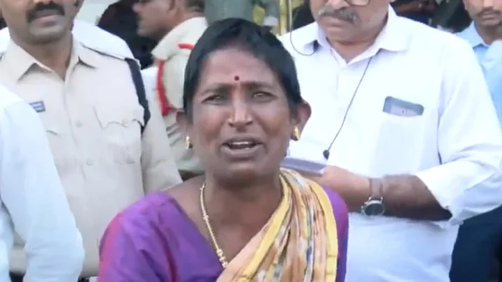 అయ్యా సీఎం సారూ, తిరుపతిలో పేదోళ్ల పిల్లల్ని వ్యభిచారంలో దింపుతున్నారు: మహిళ ఆక్రందన