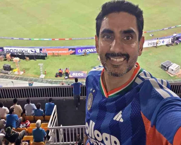 ఏమబ్బీ.. ఫ్లైట్ టిక్కెట్టూ... మ్యాచ్ టిక్కెట్టూ నాదే... నీ దుడ్లు ఏమైనా ఖర్చు సేత్తినా...