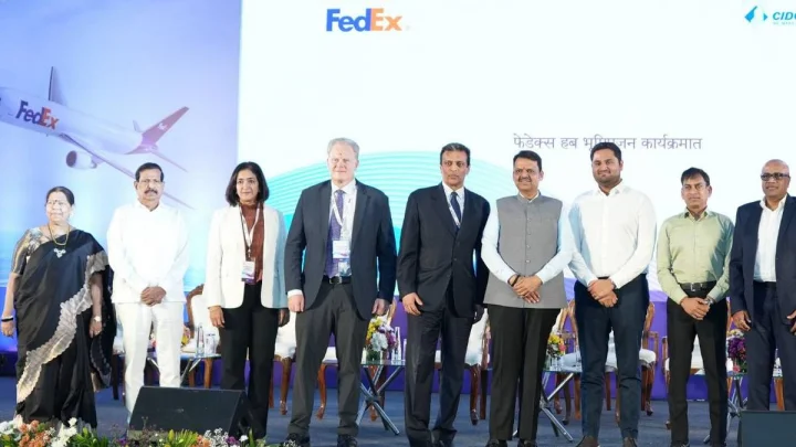 నవీ ముంబై ఎయిర్‌పోర్టులో పూర్తి ఆటోమేటెడ్ ఎయిర్ కార్గో హబ్ నిర్మాణానికి శంకుస్థాపన