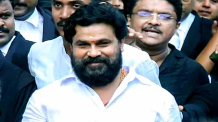 సినీనటి కిడ్నాప్ కేసు- దిలీప్‌కు షాక్.. కేరళ హైకోర్టులో అప్పీల్ దాఖలు