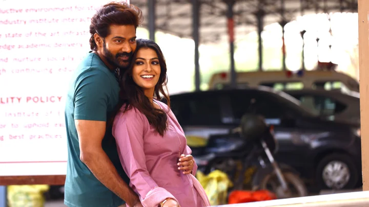 Varalakshmi Sarath Kumar: వరలక్ష్మి శరత్ కుమార్, నవీన్ చంద్ర పై ల‌వ్ సాంగ్