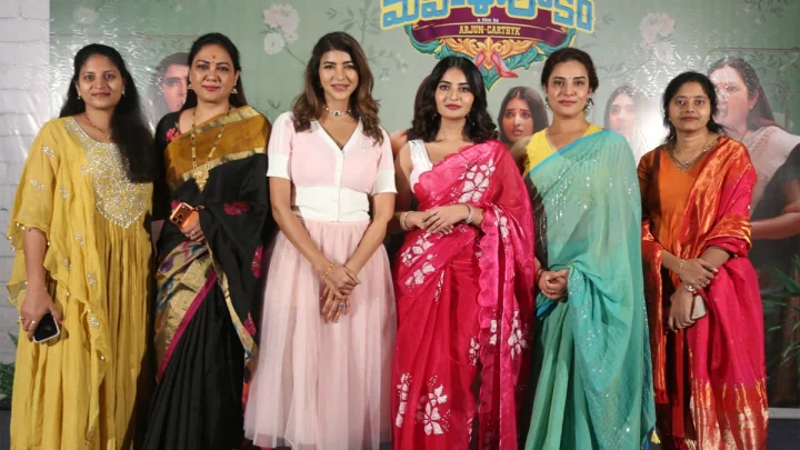 Lechindi Mahila Lokam team