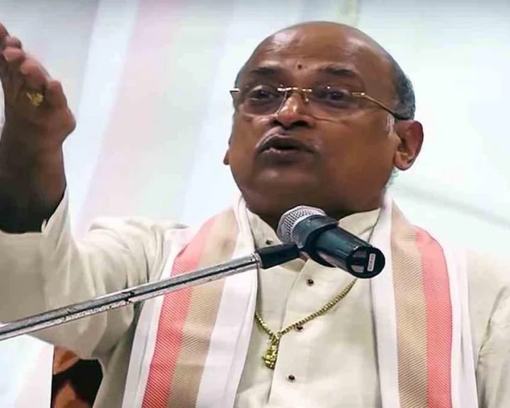 మధ్యాహ్న భోజన పథకంపై గరికపాటి సంచలన వ్యాఖ్యలు.. ఆ వీడియో ఫేక్ అంటూ క్లారిటీ