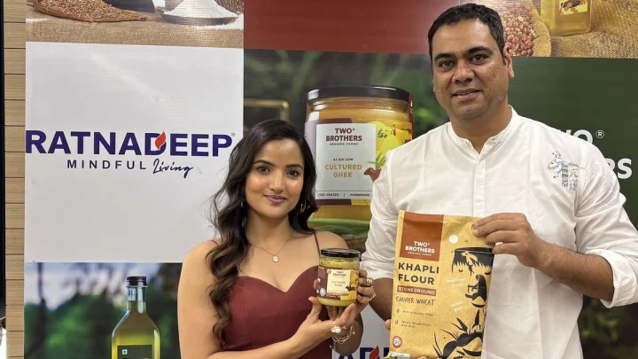 హైదరాబాదులో టూ బ్రదర్స్ ఆర్గానిక్ ఫామ్స్, లాంచ్ ఈవెంట్‌లో పాల్గొన్న నటి సిరి హనుమంతు