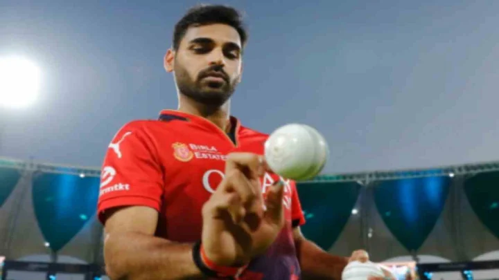200 ఐపీఎల్ వికెట్లు సాధించిన రెండో బౌలర్‌గా భువనేశ్వర్ కుమార్