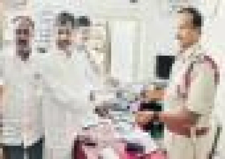 వచ్చే పుట్టినరోజు వచ్చే లోగా లేపేస్తాం ... జనసేన పార్టీ నేతకు వైకాపా హెచ్చరిక