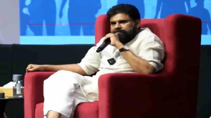 విమాన ప్రయాణాలకు పవన్ సొంత డబ్బునే వాడతారు.. జగన్‌కు షాకిచ్చిన నాదెండ్ల