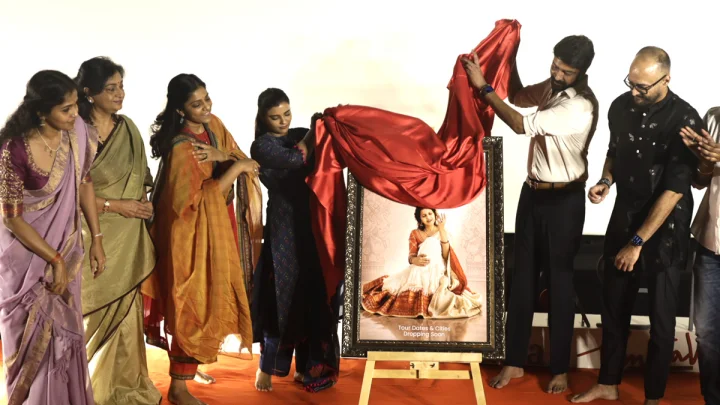 Smita : తత్త్వాలు మత గ్రంథాలు కావు. అవి మానవ సత్యాలు : స్మిత