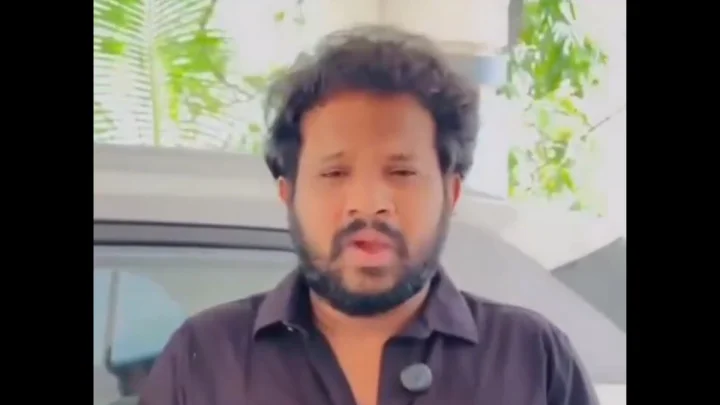 పవన్ కల్యాణ్ గారిని అలా ఎలా అనాలనిపించిందమ్మా?: సుగాలి ప్రీతి తల్లి వ్యాఖ్యలపై హైపర్ ఆది