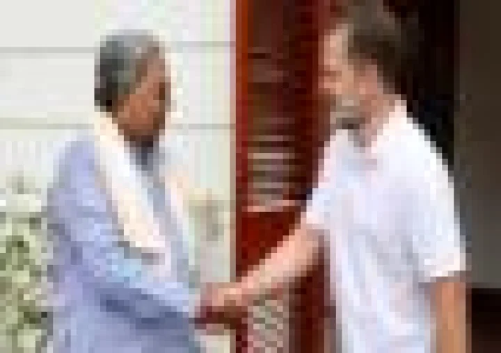 డీకే మంత్రివర్గంలో నా కొడుక్కీ కీలక పదవి ఇవ్వాల్సిందే : రాహుల్ వద్ద సిద్ధు డిమాండ్
