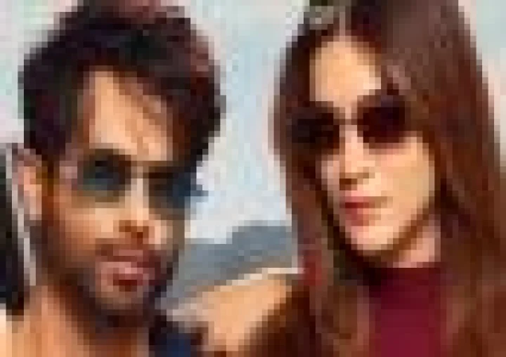 వోగ్ ఐవేర్ బ్రాండ్‌కు బ్రాండ్ అంబాసిడర్‌గా షాహిద్ కపూర్ సరసన చేరిన కృతి సనన్