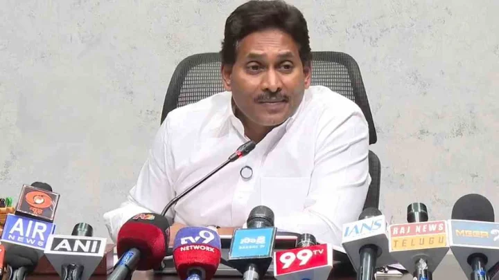 సీదిరి అప్పల రాజు కుమారుడు అనుకోకుండా రోడ్డు ప్రమాదం చేశారు.. కుట్ర కోణం ఎక్కడుంది : జగన్