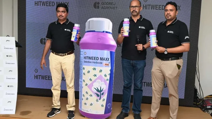 పత్తి రైతులు కలుపు నిర్వహణతో ఇబ్బందులు; కలుపు నియంత్రణకు గోద్రేజ్ ఆగ్రోవెట్ వారి హిట్‌వీడ్ మ్యాక్స్
