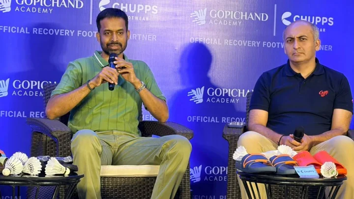పి. గోపీచంద్ బ్యాడ్మింటన్ అకాడమీతో భాగస్వామ్యం చేసుకున్న చుప్స్ ఫుట్‌వేర్