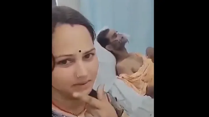 భర్త ICUలో వుంటే వెకిలిగా నవ్వుతూ రీల్స్ చేసిన భార్య, వీడియో వైరల్