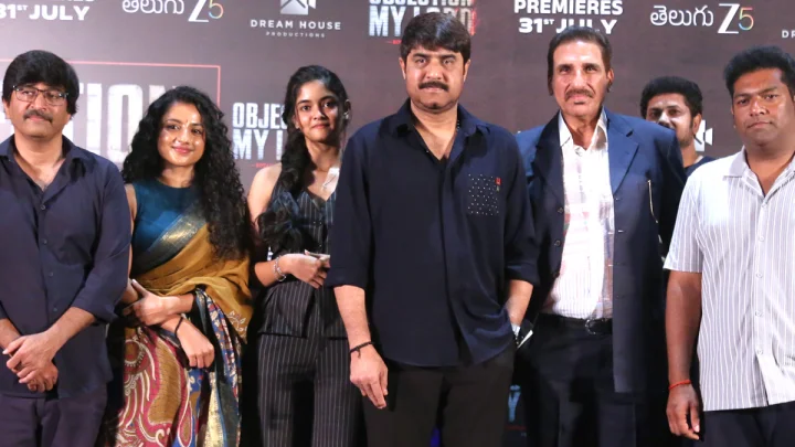 చిరంజీవిగారు అభినందించడం చాలా హ్యాపీగా ఉంది -  శ్రీకాంత్