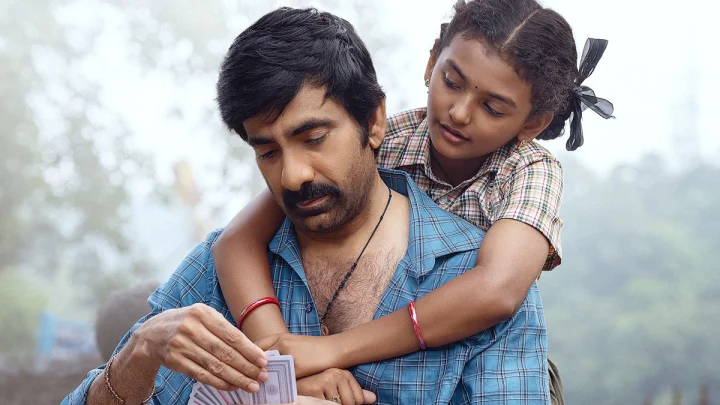 Ravi Teja : తండ్రీ-కూతుళ్ల అనుబంధం తో రవితేజ....ఇరుముడి