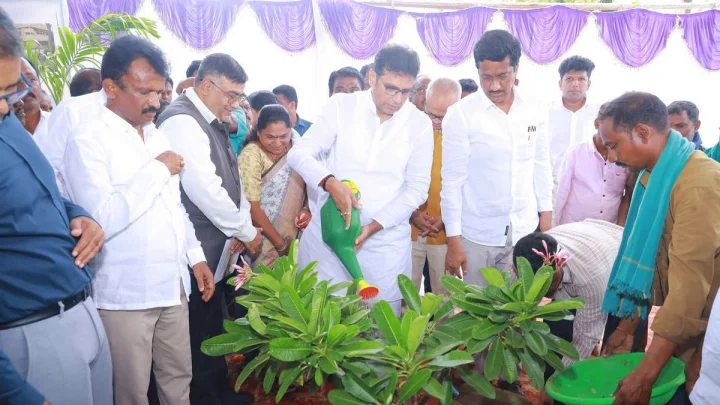 హెచ్‌సీసీబీ భాగస్వామ్యంతో మంథనిలో శ్రీ డి. శ్రీధర్ బాబు బొక్కల వాగు చెక్ డ్యామ్ సుందరీకరణ కార్యక్రమం